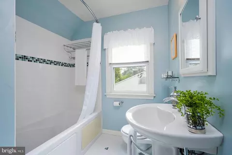3909 Adams Dr, Silver Spring, MD 20902 photo 26