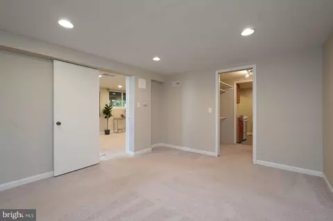3909 Adams Dr, Silver Spring, MD 20902 photo 32