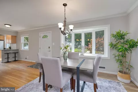 3909 Adams Dr, Silver Spring, MD 20902 photo 6