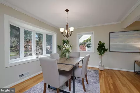 3909 Adams Dr, Silver Spring, MD 20902 photo 3