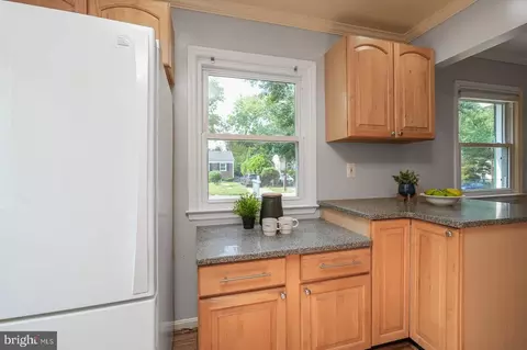 3909 Adams Dr, Silver Spring, MD 20902 photo 11