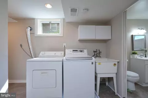 3909 Adams Dr, Silver Spring, MD 20902 photo 37