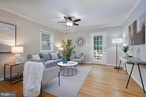 3909 Adams Dr, Silver Spring, MD 20902 photo 4
