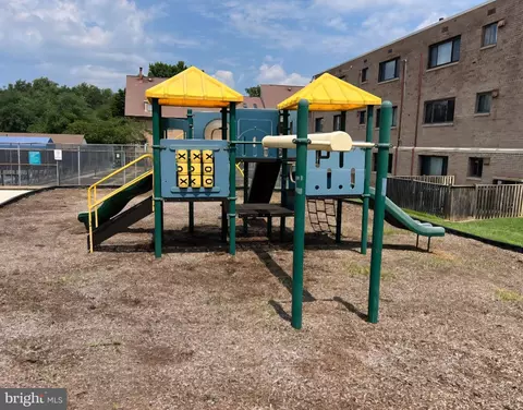 11509 Amherst Ave #47, Silver Spring, MD 20902 photo 11