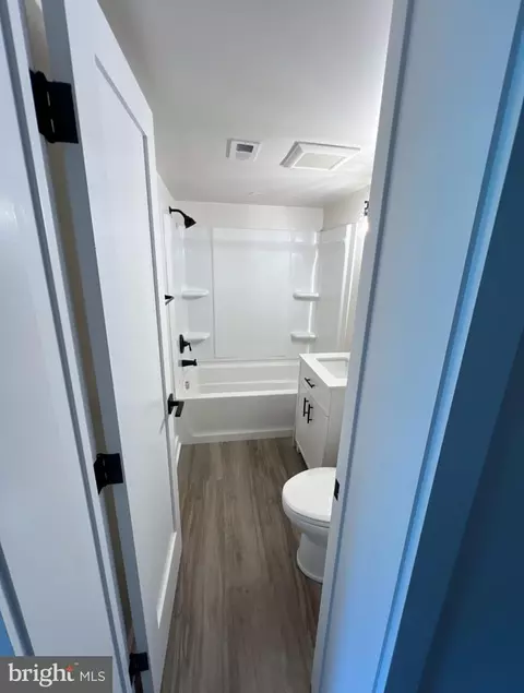 11509 Amherst Ave #47, Silver Spring, MD 20902 photo 9