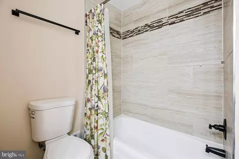 Bath - 14908 Flintstone Ln, Silver Spring, MD 20905 photo 4 of 5