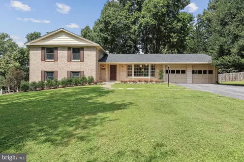 14908 Flintstone Ln, Silver Spring, MD 20905
