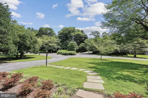 Exterior - 14908 Flintstone Ln, Silver Spring, MD 20905 photo 3 of 16