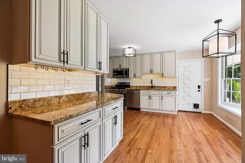 Kitchen - 14908 Flintstone Ln, Silver Spring, MD 20905 photo 1 of 4