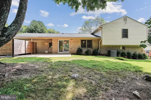 Exterior - 14908 Flintstone Ln, Silver Spring, MD 20905 photo 6 of 16