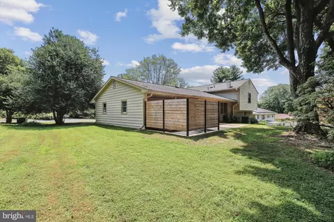 Exterior - 14908 Flintstone Ln, Silver Spring, MD 20905 photo 7 of 16