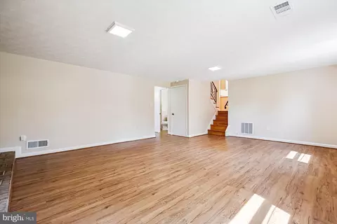 Living - 14908 Flintstone Ln, Silver Spring, MD 20905 photo 9 of 9