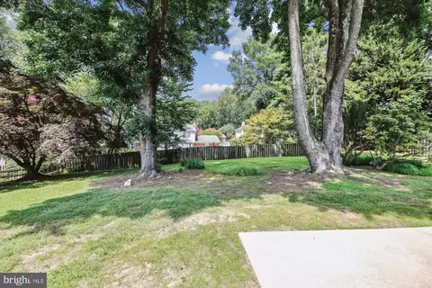 Exterior - 14908 Flintstone Ln, Silver Spring, MD 20905 photo 10 of 16