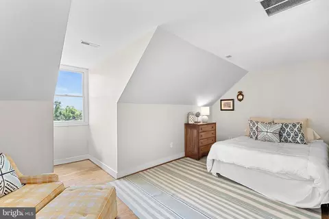 Bedroom - 1301 Hennessy Ter, Sandy Spring, MD 20860 photo 5 of 5