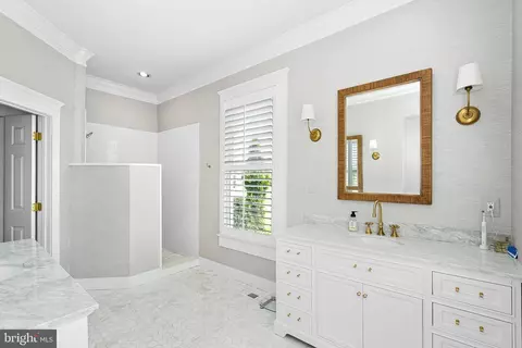 Bath - 1301 Hennessy Ter, Sandy Spring, MD 20860 photo 2 of 9