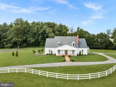 Exterior - 1301 Hennessy Ter, Sandy Spring, MD 20860 photo 11 of 12
