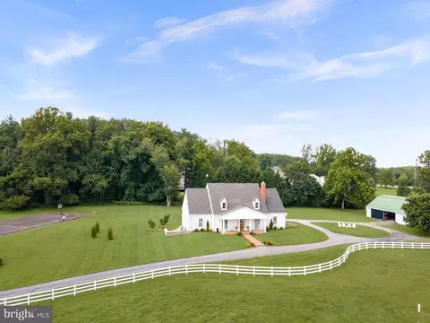 Exterior - 1301 Hennessy Ter, Sandy Spring, MD 20860 photo 10 of 12