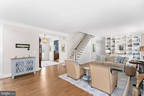 Entry Way - 1301 Hennessy Ter, Sandy Spring, MD 20860 photo 7 of 10