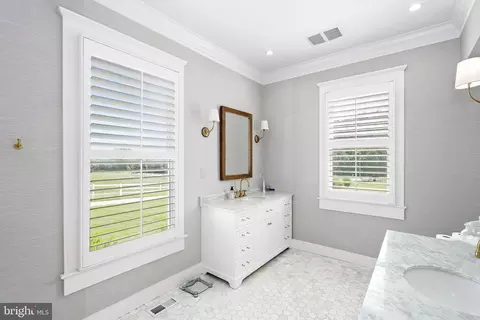 Bath - 1301 Hennessy Ter, Sandy Spring, MD 20860 photo 3 of 9