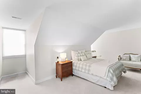 Bedroom - 1301 Hennessy Ter, Sandy Spring, MD 20860 photo 4 of 5