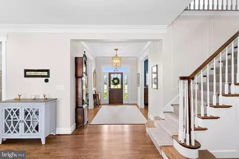 Entry Way - 1301 Hennessy Ter, Sandy Spring, MD 20860 photo 5 of 10