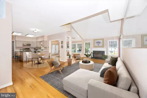 10245 Nolan Dr, Rockville, MD 20850