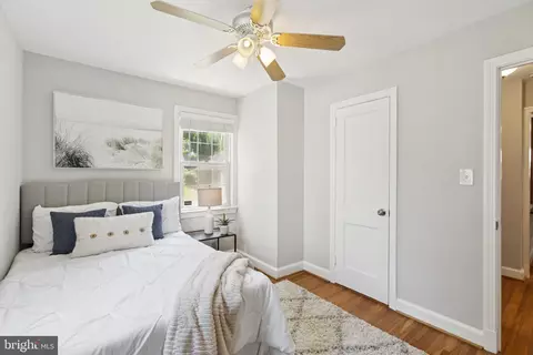 1718 Dublin Dr, Silver Spring, MD 20902 photo 9