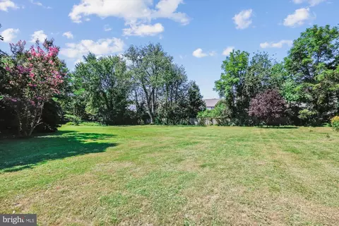 Exterior - 17 Diller Ct, Boyds, MD 20841 photo 7 of 8