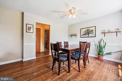 Dining - 17 Diller Ct, Boyds, MD 20841 photo 3 of 5