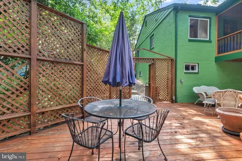 Exterior - 110 Devon Ct, Silver Spring, MD 20910 photo 19 of 20