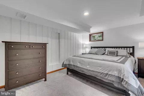 Bedroom - 110 Devon Ct, Silver Spring, MD 20910 photo 4 of 4