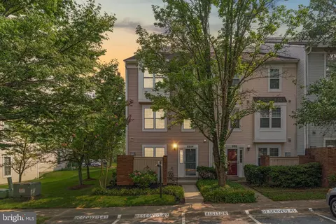 8014 Harbor Tree Way, Gaithersburg, MD 20886