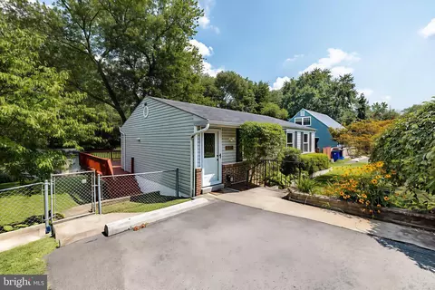 19145 Saint Johnsbury Ln, Germantown, MD 20876