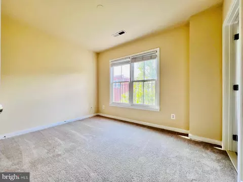 2301 Cobble Hill Ter, Silver Spring, MD 20902 photo 17