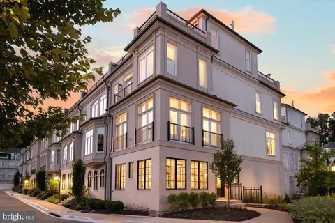 8229 River Rd, Bethesda, MD 20817