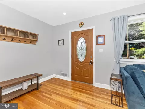 507 Kerwin Ct, Silver Spring, MD 20901 photo 6