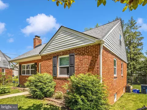 507 Kerwin Ct, Silver Spring, MD 20901 photo 2