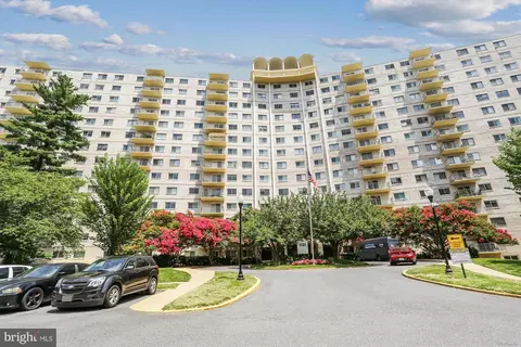 1121 University Blvd W #1008-B, Silver Spring, MD 20902