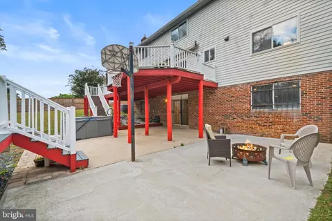 Exterior - 2217 Falling Creek Rd, Silver Spring, MD 20904 photo 9 of 17