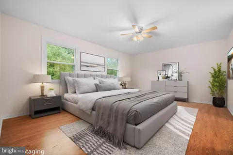Bedroom - 2217 Falling Creek Rd, Silver Spring, MD 20904 photo 3 of 10
