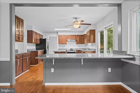 Kitchen - 2217 Falling Creek Rd, Silver Spring, MD 20904 photo 8 of 9