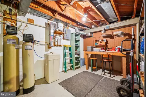 111 Ednor Rd, Silver Spring, MD 20905 photo 35