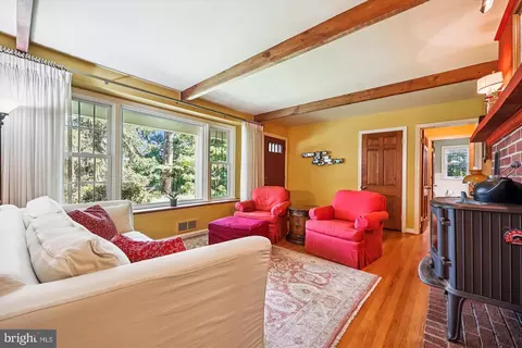 111 Ednor Rd, Silver Spring, MD 20905 photo 17