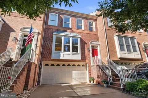 10107 Sterling Ter, Rockville, MD 20850