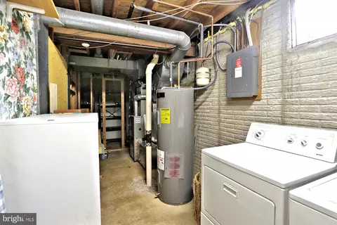 1402 Woodman Ave, Silver Spring, MD 20902 photo 29
