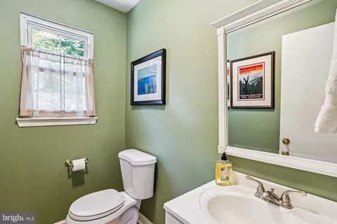 1402 Woodman Ave, Silver Spring, MD 20902 photo 15