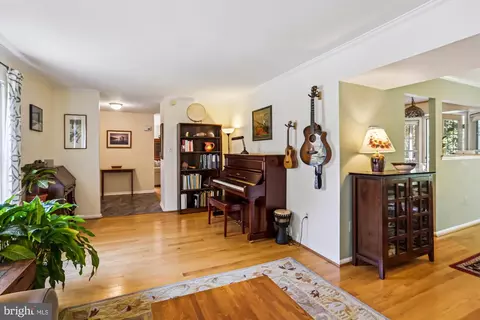 1402 Woodman Ave, Silver Spring, MD 20902 photo 12