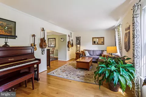 1402 Woodman Ave, Silver Spring, MD 20902 photo 11