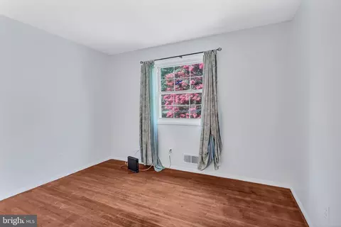12619 Eastbourne Dr, Silver Spring, MD 20904 photo 14