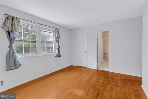 12619 Eastbourne Dr, Silver Spring, MD 20904 photo 9